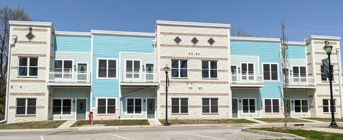 Superior Apartments in Kokomo, IN - Building Photo