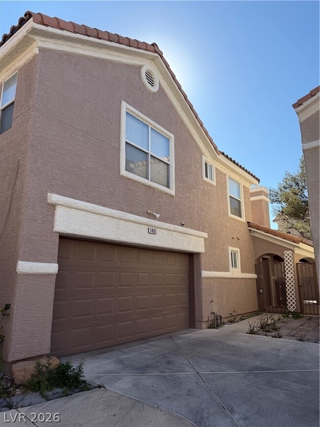 property at 1401 Beaver Spring St