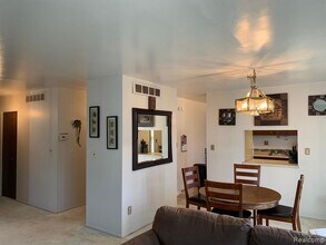 22140 Dante St in Oak Park, MI - Building Photo - Building Photo