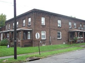 1693 Mahoning Ave Apartments