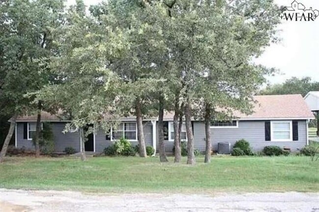 property at 126 Country Club Dr