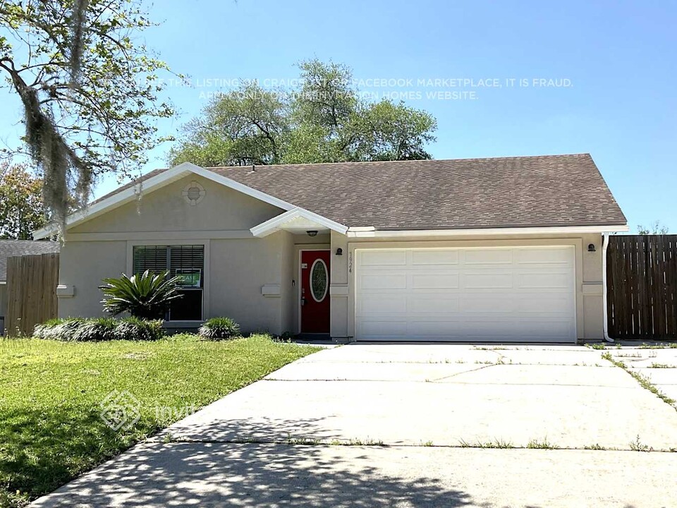 7924 Honeysuckle Rose Ln in Jacksonville, FL - Building Photo