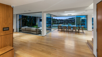 7551 Hermes Dr in Los Angeles, CA - Building Photo - Building Photo