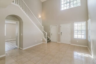 10430 Blackmore Dr in Tampa, FL - Building Photo - Building Photo