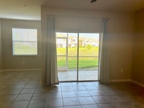 3720 Parkridge Cir in Sarasota, FL - Building Photo - Building Photo