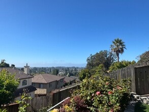 2425 Benson Ave in Santa Cruz, CA - Building Photo - Building Photo