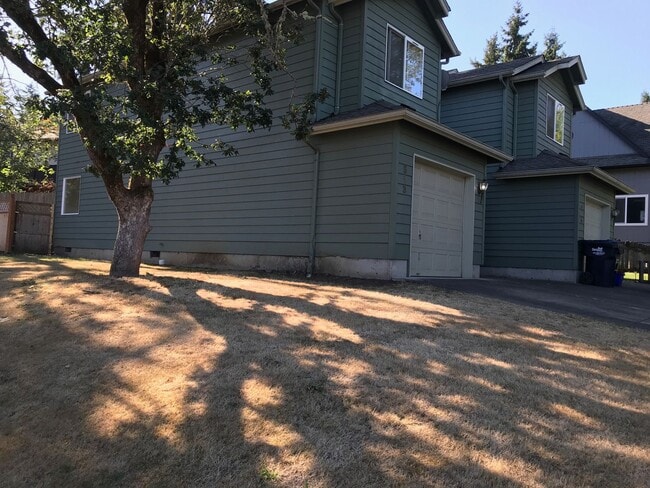 513 S 67th Pl in Springfield, OR - Building Photo - Building Photo