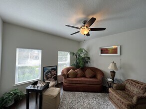 1593 Fox Grape Loop in Lutz, FL - Building Photo - Building Photo