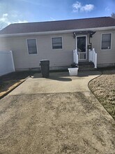 21 Wyant Ave in Lake Ronkonkoma, NY - Building Photo - Building Photo