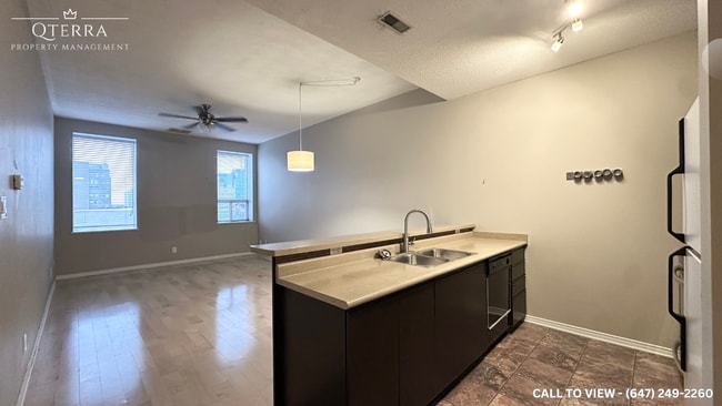 property at 272 Dundas St