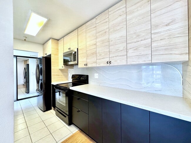 1400 Carpentier St in San Leandro, CA - Building Photo - Building Photo