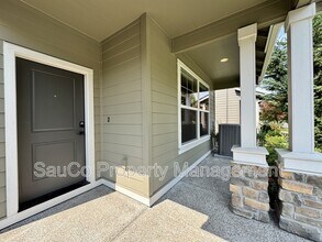 7156 NW Abigail Terrace in Portland, OR - Building Photo - Building Photo