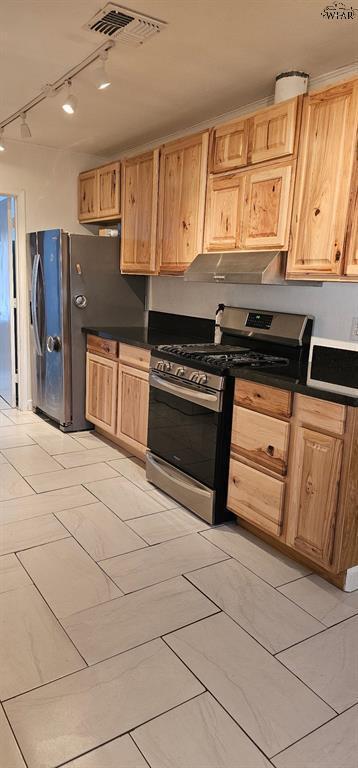 property at 2208 Fillmore St