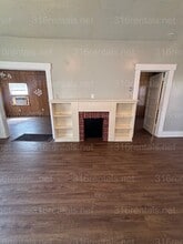 511 W Locust Ave in El Dorado, KS - Building Photo - Building Photo