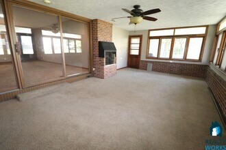 2540 St Thomas Dr in Lincoln, NE - Building Photo - Building Photo