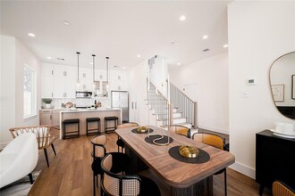 8917 Knl Br Dr in Houston, TX - Building Photo - Building Photo