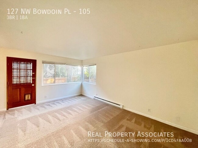127 NW Bowdoin Pl in Seattle, WA - Building Photo - Building Photo