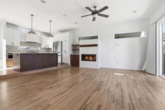 2411 Perry St in Denver, CO - Building Photo - Building Photo