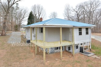 1150 Shelton Rd in Roxboro, NC - Building Photo - Building Photo