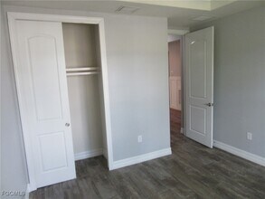14589 Laguna Dr in Ft. Myers, FL - Building Photo - Building Photo