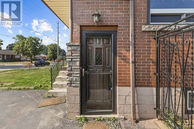 368 Upper Kenilworth Ave in Hamilton, ON - Building Photo - Building Photo