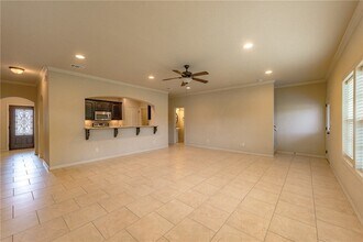 1400 Cres Ridge Dr in College Station, TX - Building Photo - Building Photo