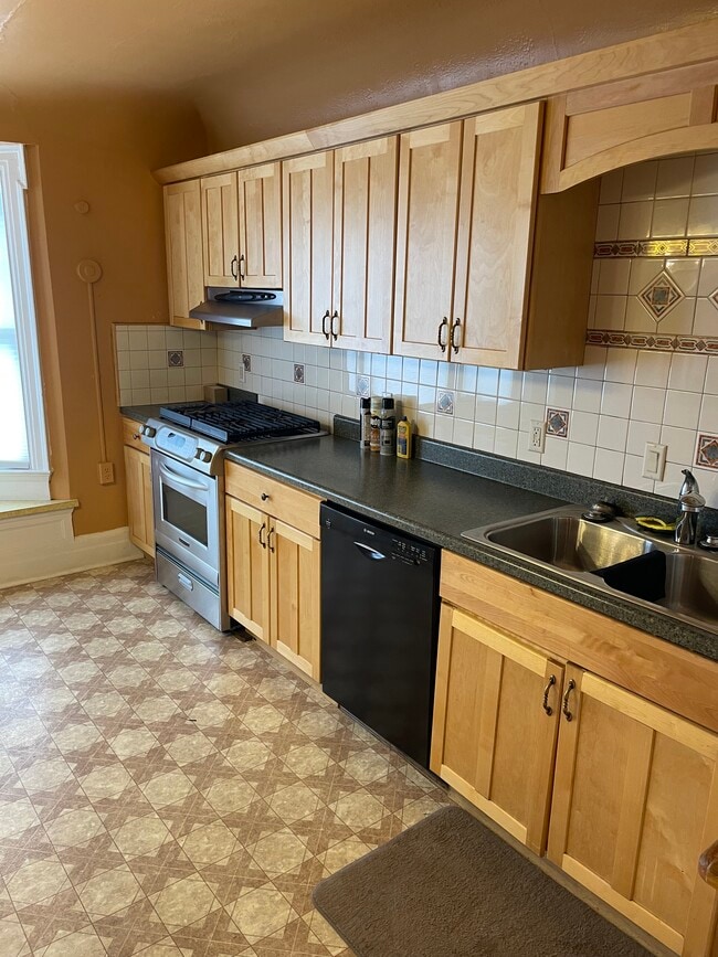 79 Main St, Unit 1st Fl