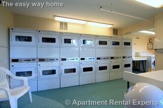 100 Memorial Dr in Cambridge, MA - Building Photo - Building Photo