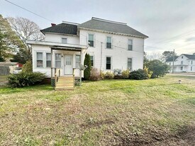 19385 Main St in Melfa, VA - Building Photo