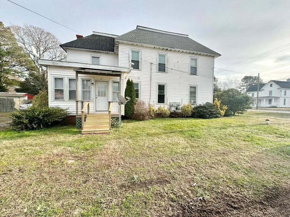 19385 Main St in Melfa, VA - Building Photo