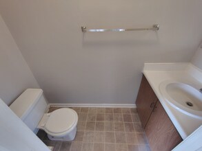 16 Duiguid Dr in Lynchburg, VA - Building Photo - Building Photo