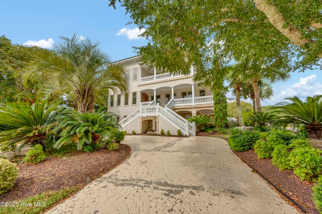 property at 806 Paoli Ct