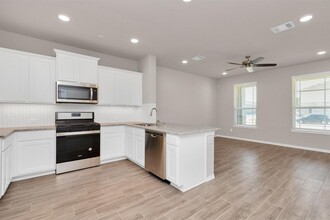 2834 Scanlan Mdw in Sienna, TX - Building Photo - Building Photo