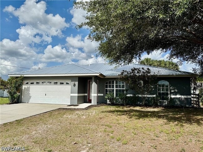property at 6016 Lindbrook Ave