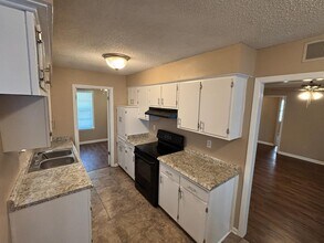 6810 Sycamore Hill Dr in Bartlett, TN - Building Photo - Building Photo