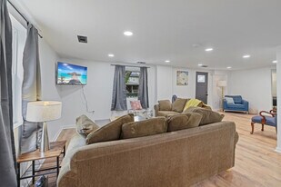 12479 Morse Rd SW in Pataskala, OH - Building Photo