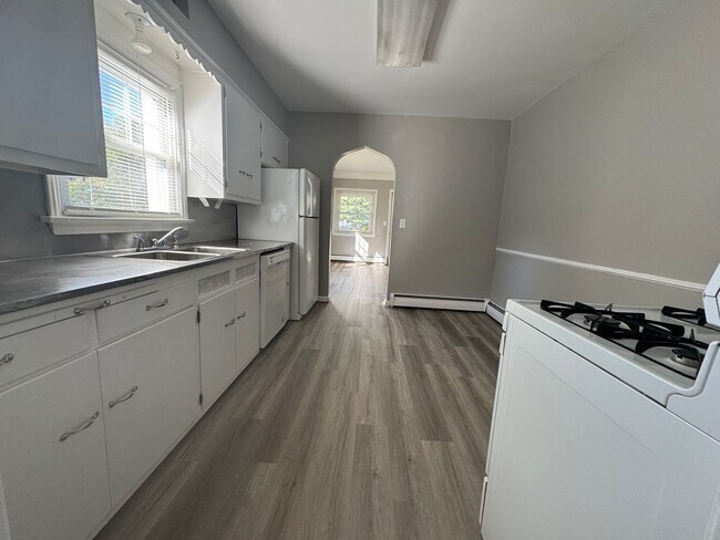 2012 Sandown Rd in Toledo, OH - Building Photo - Building Photo