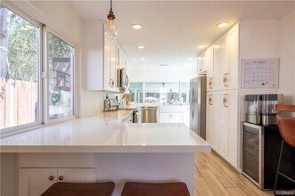 24656 Shadowfax Dr in Lake Forest, CA - Building Photo - Building Photo