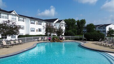 Settler's Landing Apartments in Streetsboro, OH - Foto de edificio - Building Photo