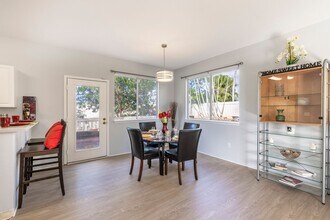 94-200-200 Iokoo Pl in Waipahu, HI - Building Photo - Building Photo