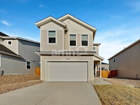 10064 Abilene St in Commerce City, CO - Building Photo