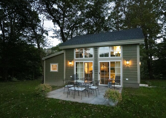 1684 County Rd 83 in Pine Plains, NY - Building Photo - Building Photo