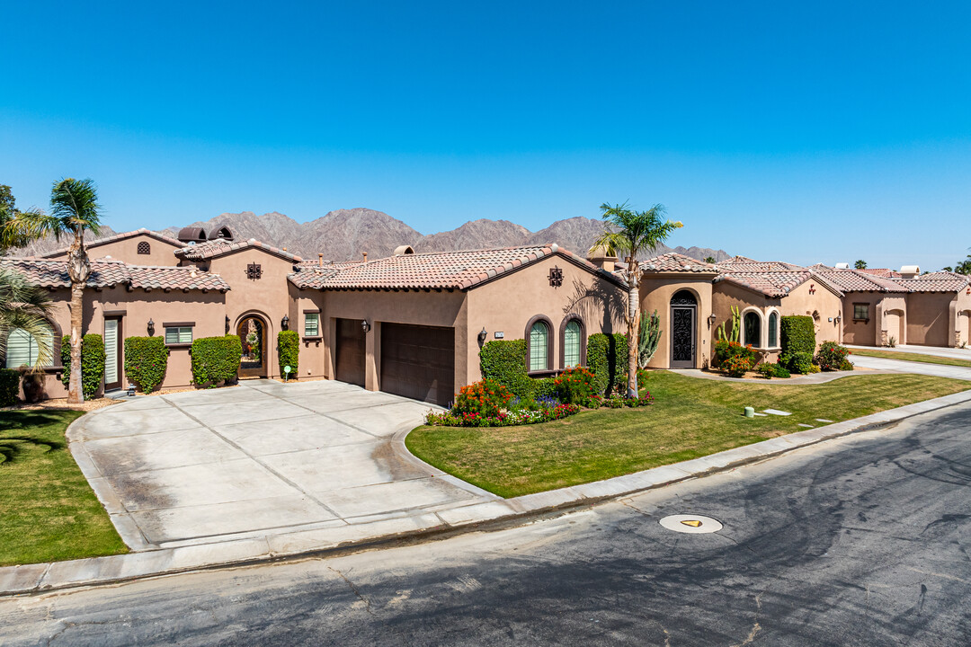 Stone Creek Ranch in La Quinta, CA - Building Photo