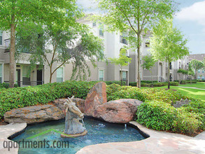 Reserve @ Fountain Lake in Stafford, TX - Foto de edificio - Building Photo