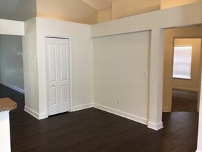 11551 Oak Meadow Ln in Jacksonville, FL - Foto de edificio - Building Photo