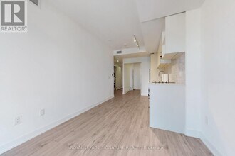 252-1252 Church St in Toronto, ON - Building Photo - Building Photo