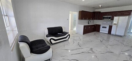 12140 SW 218th St in Miami, FL - Building Photo - Building Photo