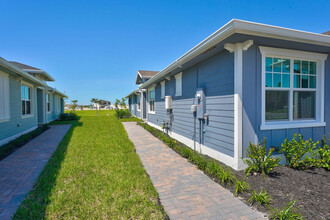 1233 Haywagon Trl in Loxahatchee, FL - Foto de edificio - Building Photo