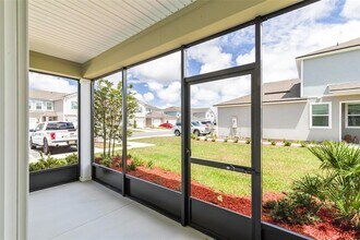 516 Redbud Rd in Palm Coast, FL - Building Photo - Building Photo