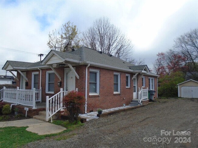 1606 Richland Dr in Charlotte, NC - Building Photo - Building Photo